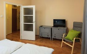 Apartament Warsaw Stopover Metro Wierzbno