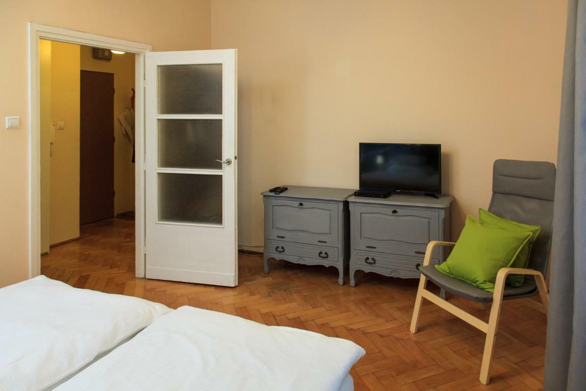 Apartament Warsaw Stopover Metro Wierzbno Zewnętrze zdjęcie